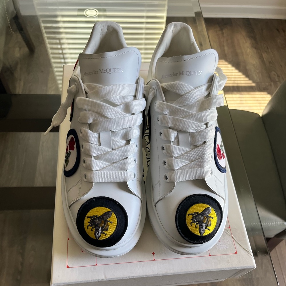 Alexander McQueen white leather with badges men size 42